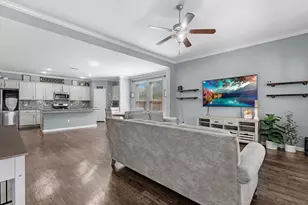 623 Orchid Hill Dr E, Conroe, TX 77301 - Photo 7