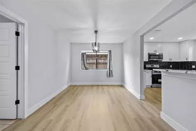 10415 Towne Oak Lane, Sugar Land, TX 77498 - Photo 13