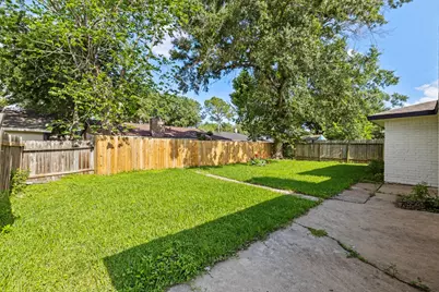 10415 Towne Oak Lane, Sugar Land, TX 77498 - Photo 27