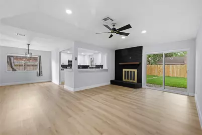 10415 Towne Oak Lane, Sugar Land, TX 77498 - Photo 11