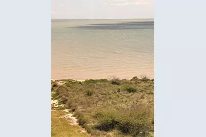 3221 Bay Ridge Drive, Palacios, TX 77465 - Photo 7