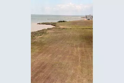 3221 Bay Ridge Drive, Palacios, TX 77465 - Photo 5