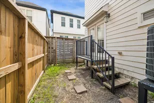 5715 Kiam St, Houston, TX 77007 - Photo 17