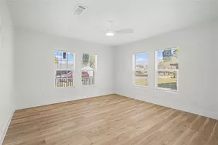 3125 South Dr, Groves, TX 77619 - Photo 15