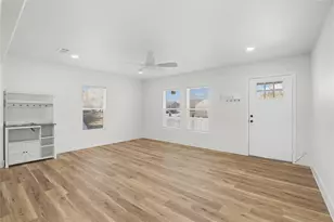 3125 South Dr, Groves, TX 77619 - Photo 9