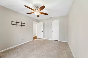 1018 El Dorado Blvd, Houston, TX 77062 - Photo 17