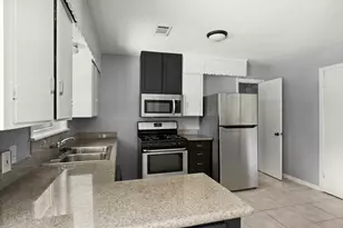5106 W 43rd, Houston, TX 77092 - Photo 11