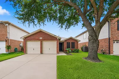 4815 Cliffpoint Court, Katy, TX 77449 - Photo 3