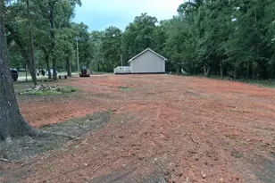 372 Daisy Dr, Livingston, TX 77351 - Photo 17