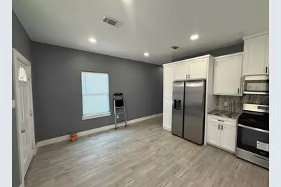 9815 Garcroft Street, Houston, TX 77029 - Photo 5