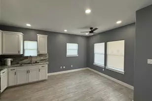 9815 Garcroft St, Houston, TX 77029 - Photo 3