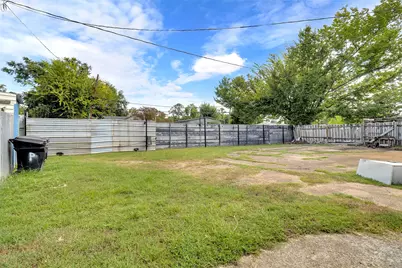 9650 E Hardy Road, Houston, TX 77093 - Photo 11