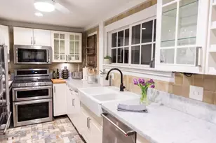 2328 Avenue M, Galveston, TX 77550 - Photo 7