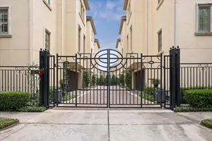 2407 Brazoria St, Houston, TX 77019 - Photo 3