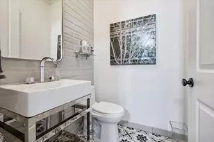 2407 Brazoria St, Houston, TX 77019 - Photo 19