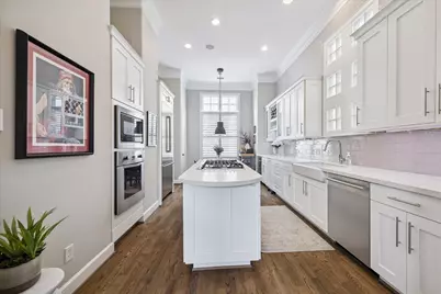 2407 Brazoria Street #A, Houston, TX 77019 - Photo 13