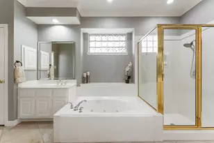 135 W Slatestone Cir, The Woodlands, TX 77382 - Photo 21