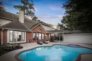 135 W Slatestone Cir, The Woodlands, TX 77382 - Photo 3