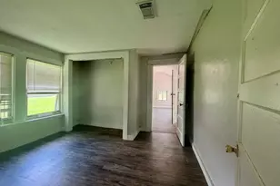 701 N Hackberry St, Sweeny, TX 77480 - Photo 11
