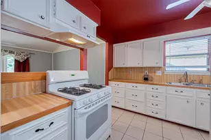 2762 Foliage Green Dr, Houston, TX 77339 - Photo 13
