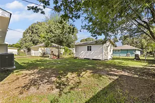 7111 Oak Village Dr, Houston, TX 77396 - Photo 19