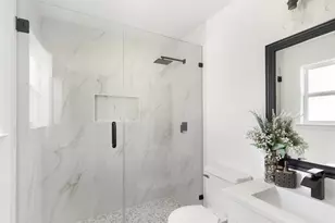 7111 Oak Village Dr, Houston, TX 77396 - Photo 11