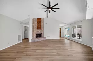 3611 Vineyard Dr, Houston, TX 77082 - Photo 11