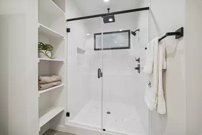 811 Thornton Road #D, Houston, TX 77018 - Photo 17