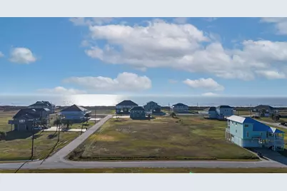 000 Camino Drive, Crystal Beach, TX 77650 - Photo 7