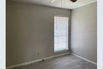 10426 Sagebluff Drive, Houston, TX 77089 - Photo 17