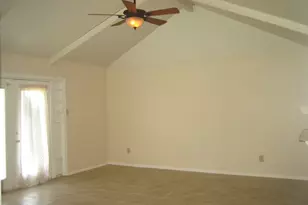 10426 Sagebluff Dr, Houston, TX 77089 - Photo 3