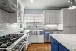 823 E 27th St, Houston, TX 77009 - Photo 19