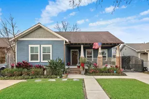 823 E 27th St, Houston, TX 77009 - Photo 9