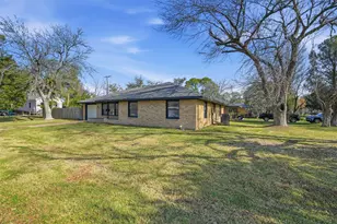 612 Sunset Ln, La Marque, TX 77568 - Photo 1