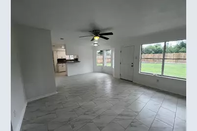 5111 Maple Drive, Baytown, TX 77521 - Photo 5