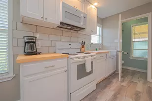 309 Timothy St, Rockport, TX 78382 - Photo 15