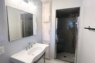 2123 Ridgecrest Dr, Houston, TX 77055 - Photo 15