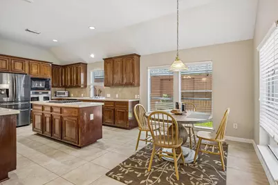 3214 Waters Edge Drive, Manvel, TX 77578 - Photo 9