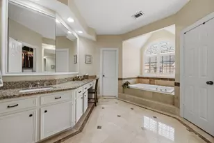 2514 Potomac Dr, Houston, TX 77057 - Photo 17