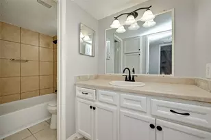 6701 Sands Point Dr, Houston, TX 77074 - Photo 31