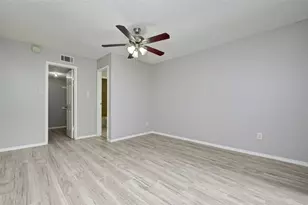 6701 Sands Point Dr, Houston, TX 77074 - Photo 21