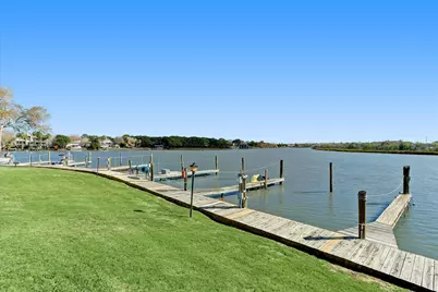 18809 Egret Bay Boulevard #222, Houston, TX 77058 - Photo 29