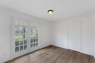 7723 Kendalia Dr, Houston, TX 77036 - Photo 3