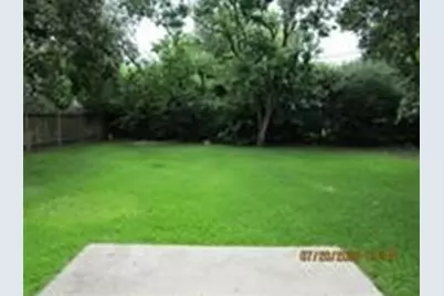 1512 13th Street N, Texas City, TX 77590 - Photo 3