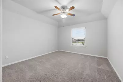 14906 Pinehurst Avenue, Mont Belvieu, TX 77523 - Photo 25