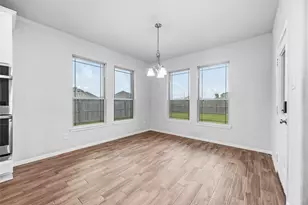 14906 Pinehurst Ave, Mont Belvieu, TX 77523 - Photo 15