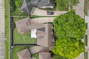 110 Shadow Wood Dr, Sugar Land, TX 77498 - Photo 41