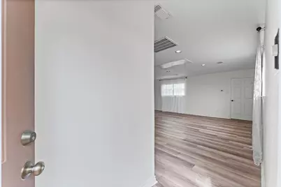 110 Shadow Wood Drive, Sugar Land, TX 77498 - Photo 33
