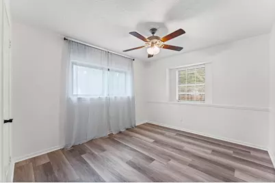 110 Shadow Wood Drive, Sugar Land, TX 77498 - Photo 25