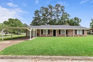 101 Cypress St, Silsbee, TX 77656 - Photo 1